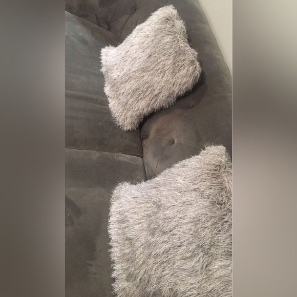 SAFAVIEH Two Large Gray Shag Metallic Silver Decorative Throw Pillows - Picture 6 of 17